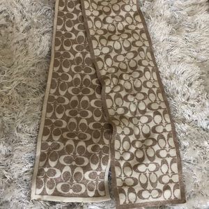 Coach scarf